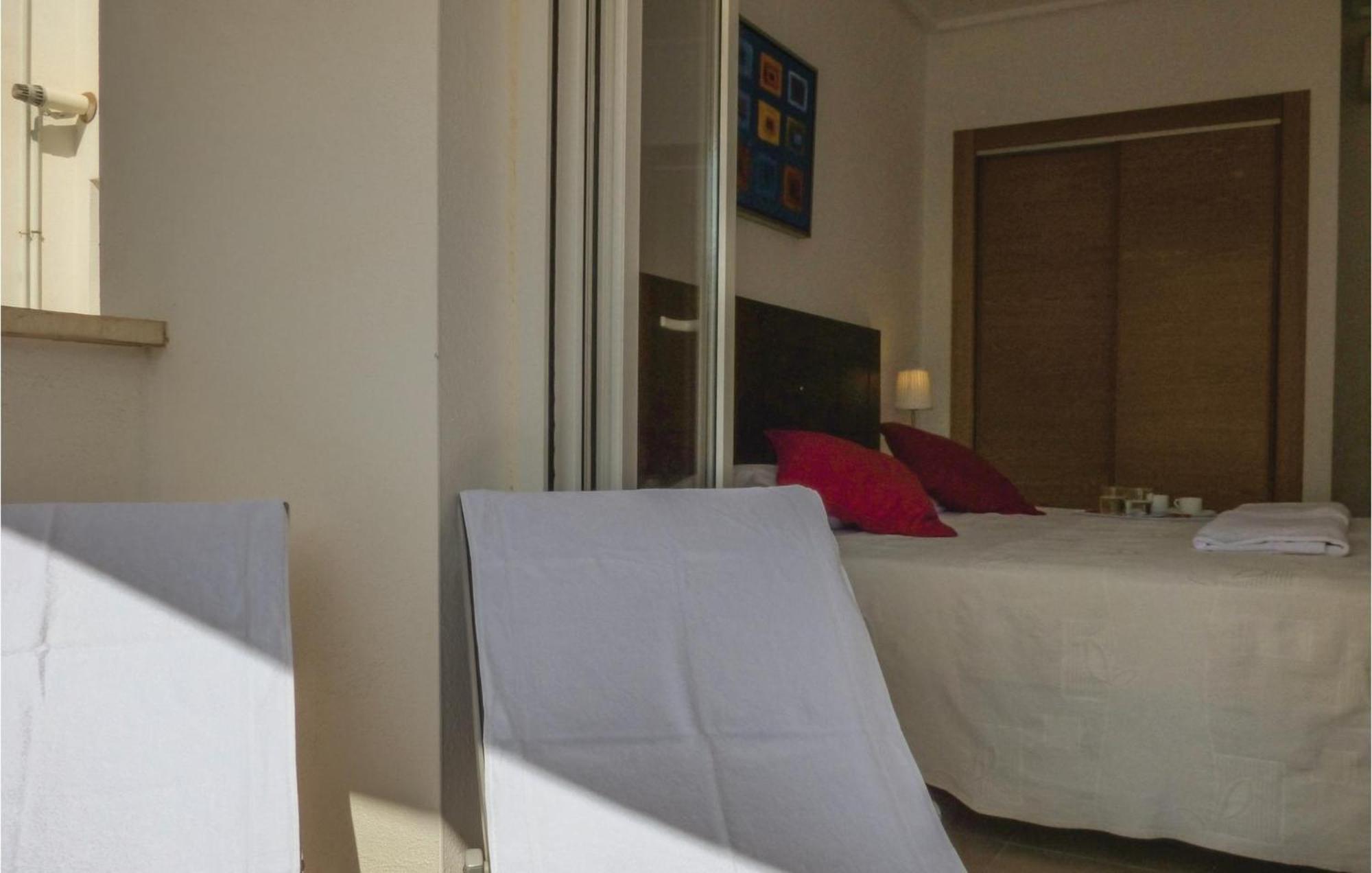 Lovely Apartment In Sucina With Swimming Pool Kültér fotó